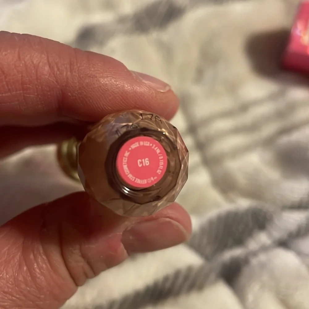 NIB Jeffree Star Cosmetics Magic Star‎ Concealer in C16